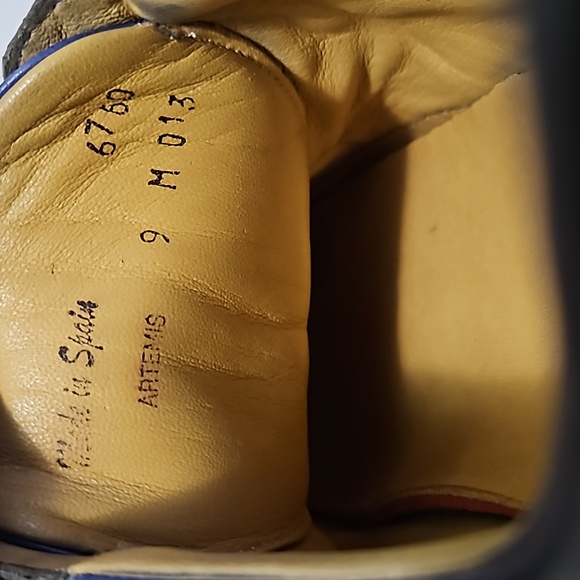 Mezlan sneakers. - Picture 6 of 8